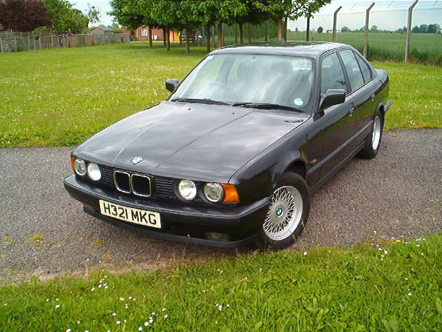 BMW525iSE_zps7e4963fa.jpg